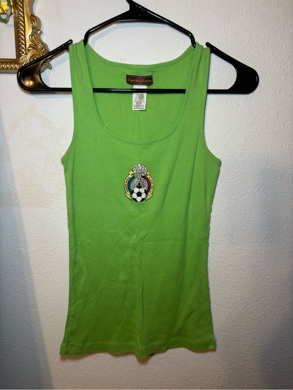 Mexico Bright Green Soccer Emblem Tank Top 🇲🇽